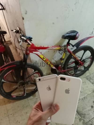 ايفون 7بلس 256 بالكرتونه
