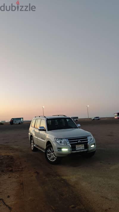 Mitsubishi Pajero 2021