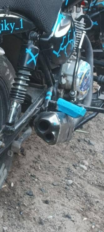 علبة شكمان اكرابوفيك akrapovic افتر ماركت (روحين)