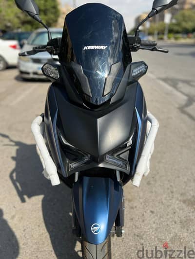 Keeway maximos 200i