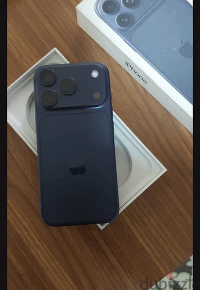 Apple - iPhone 17 Pro