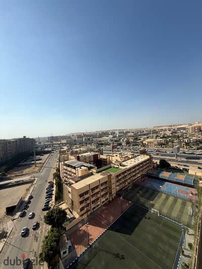 Apartment for sale, open view, panoramic, hotel entrances at the highest level, open view, Crystal Plaza complex