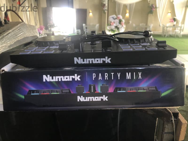 Numark party mix dj controller 1