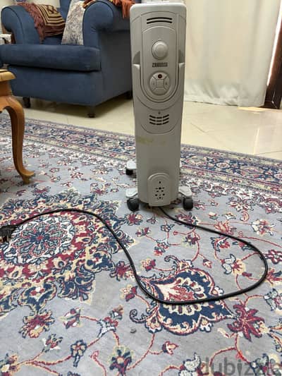 دفاية زيت زانوسي (Zanussi) 7 ريشة بحالة ممتازة