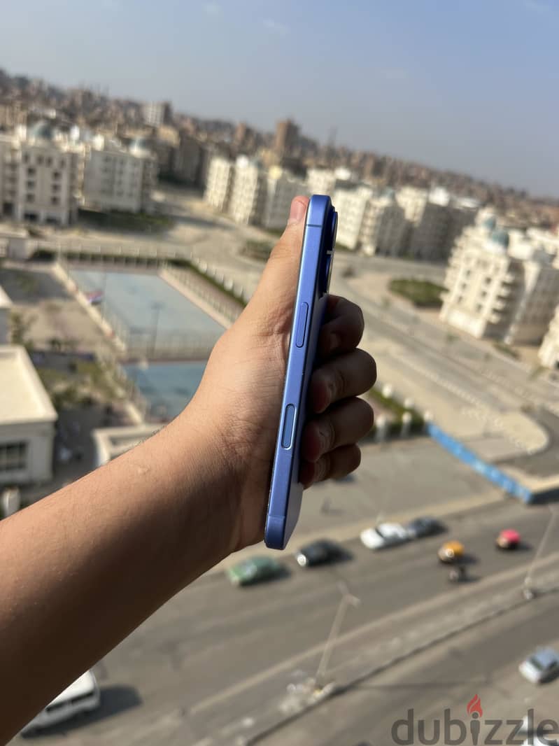 Apple - iPhone 16 2