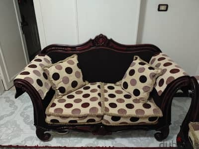 انترية ٢ كنبة وكرسي واحد