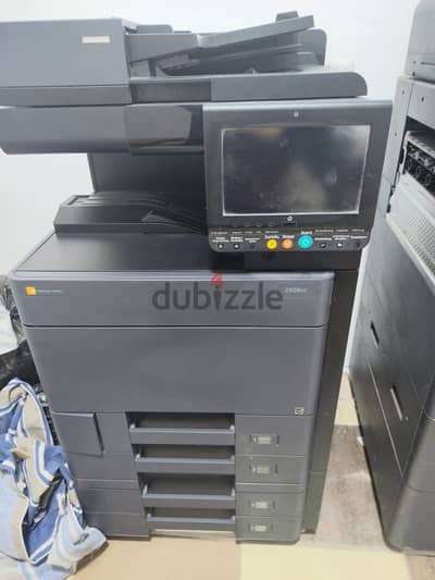 ماكينة تصوير ملونة من طراز Kyocera TASKalfa 4006ci  كيوسيرا ألوان).