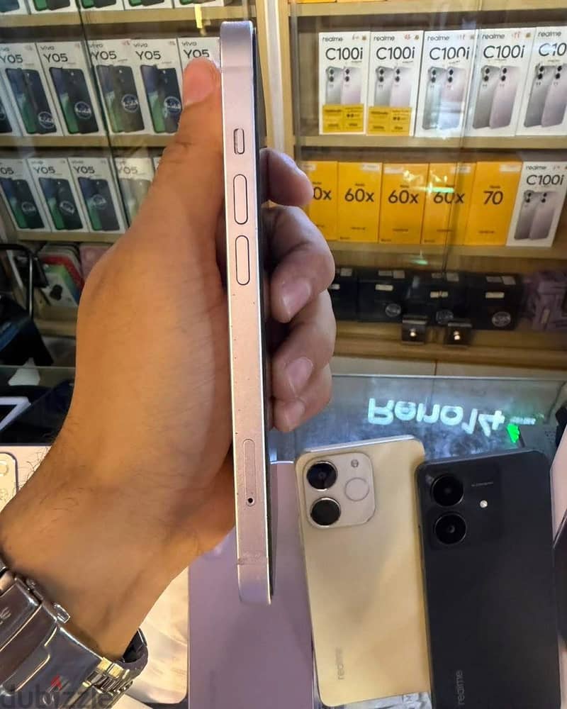 Apple - iPhone 14 1