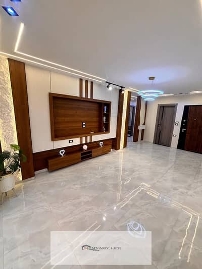 Apartment for sale in Al-Haram Gardens, in front of the second old gate.