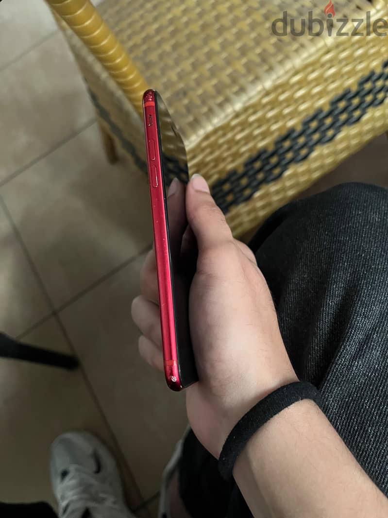 Apple - iPhone SE 2