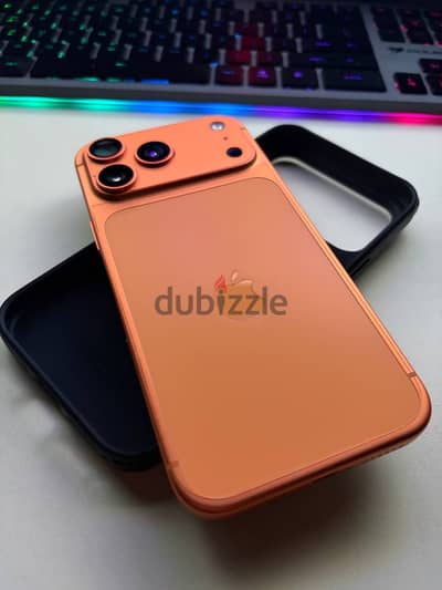 للبيع iPhone 17 Pro Max – 512GB 