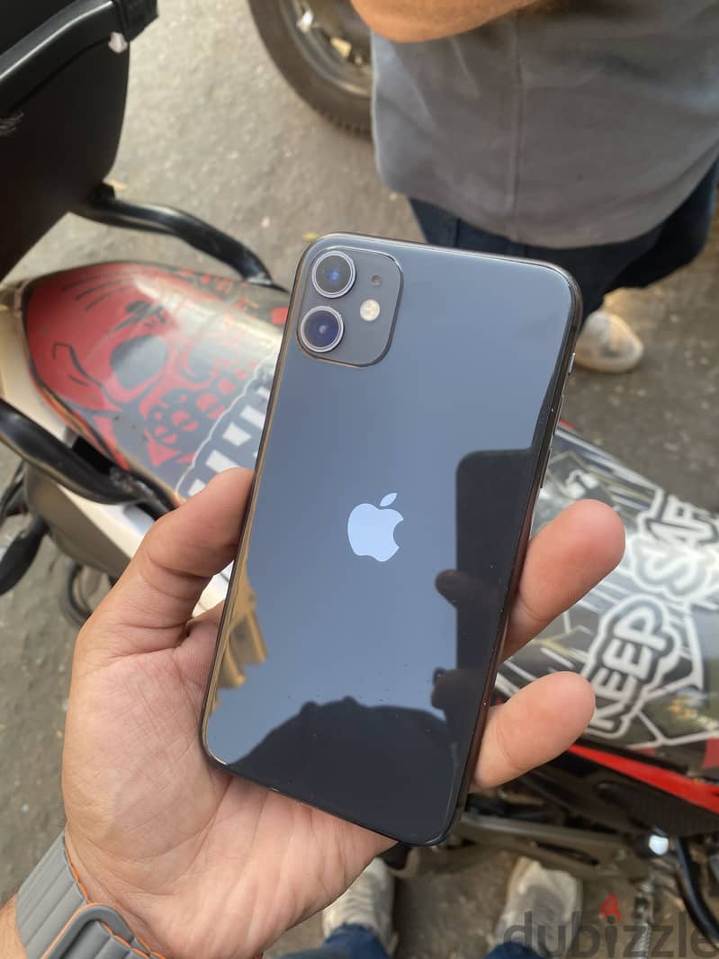 Apple - iPhone 11 1