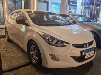 Hyundai Avante 2012
