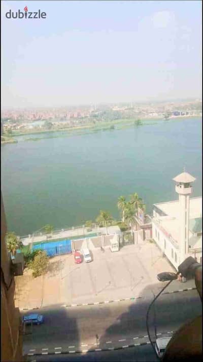 للايجار اليومي والشهري استديو فندقي مفروش للايجار كورنيش المعادي طره صف اول على النيل