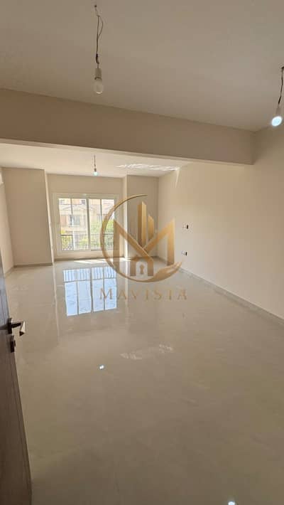 Luxury Townhouse for Rent in Mountain View Hyde Park | Private Garden, Two Rooftops, Super Lux Finish and Flexible Kitchen Options. Book Your Viewing!