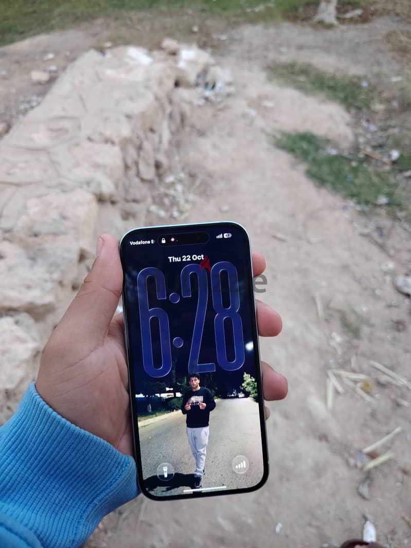 Apple - iPhone 15 4