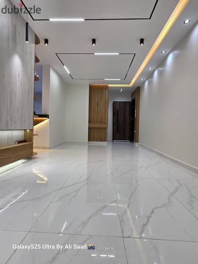 Own your apartment in the heart of the Pyramids Gardens area on Main Army Street! 118 meters, first residence and ultra super lux finishing, modern building and location next to all services