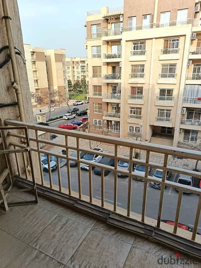 For Sale: 116 sqm Apartment in Madinaty B11 – Prime Park View