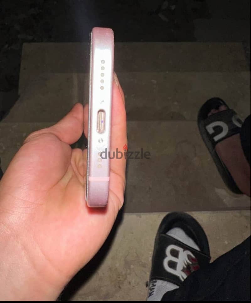 Apple - iPhone 15 4