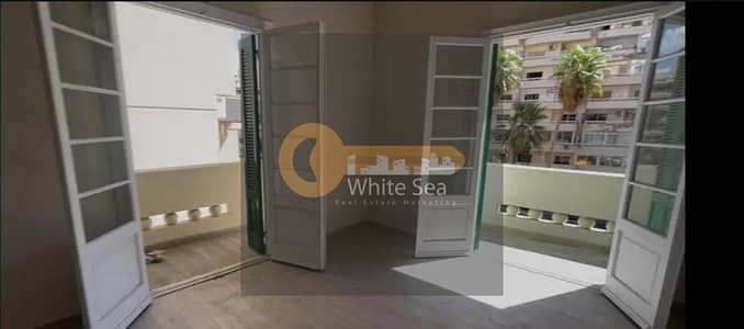 Administrative headquarters 6 rooms for rent in Zizinia, Abdel Salam Aref Street