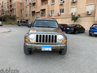 جيب ليبرتى 2003 2003