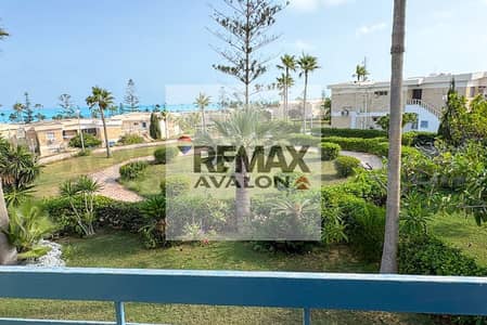An excellent opportunity to own a 93 m² chalet in Marbella Village – with a sea view.