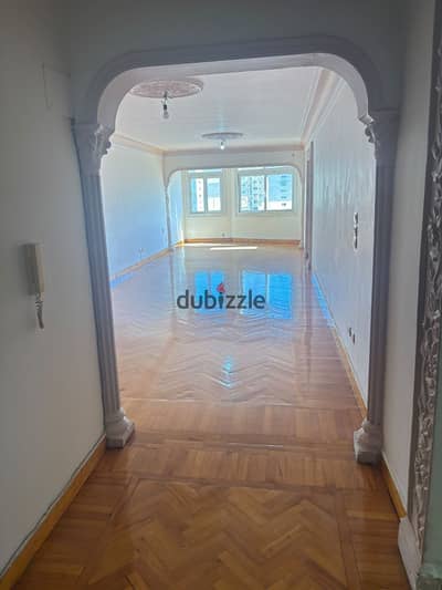 شقة سكنية  للبيع 165م – زيزينيا شارع ابوقير مطلات مفتوحة