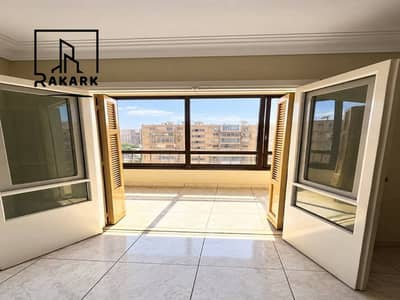 Apartment for rent in Sheraton Residence in Egypt for Construction in front of Radisson Blu Hotel