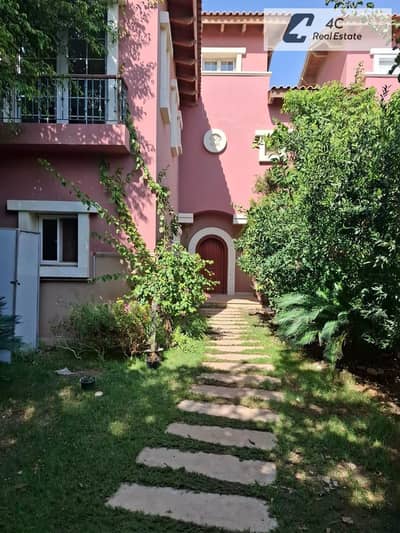 Townhouse Ready To Move Fully finished with Lowest Price in Hyde Park Compound