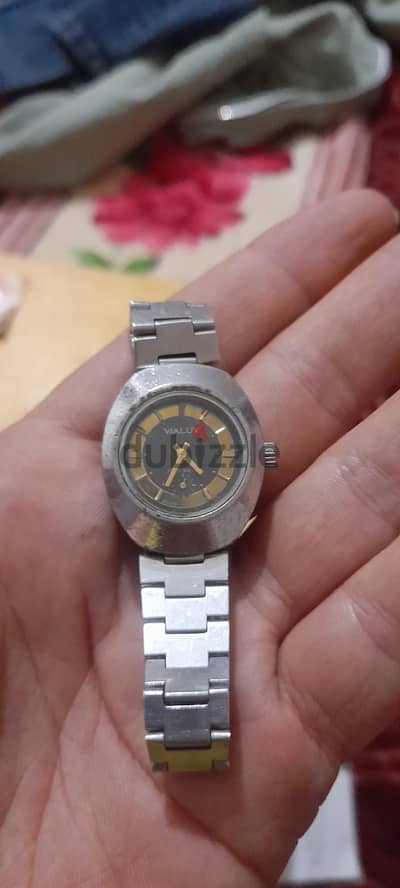ساعه vilux made in swiss