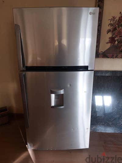 ثلاجة LG 608 لتر للبيع بالرحاب - LG Fridge 608L حالة ممتازة بدون عيوب