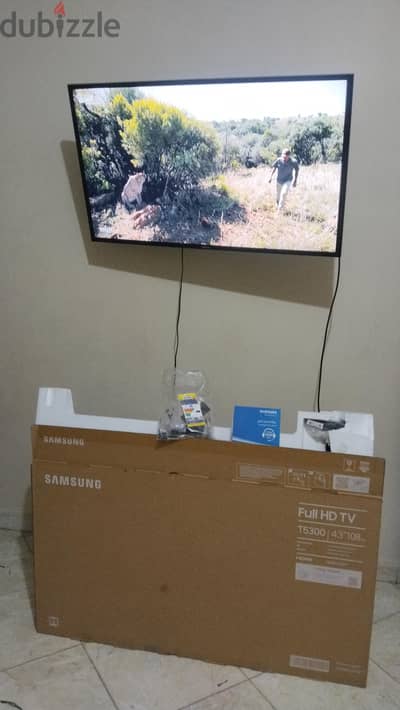 شاشة سامسونج سمارت بالكرتونة Samsung T5300 43 inch