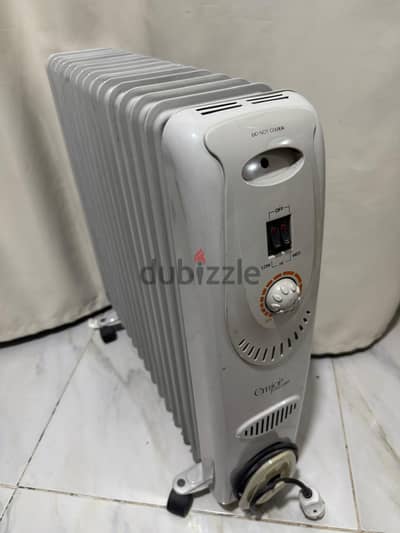 دفاية زيت  15 ريشه ماركة EMJOI POWER   . . ٢٥ وات بحالة ممتازة