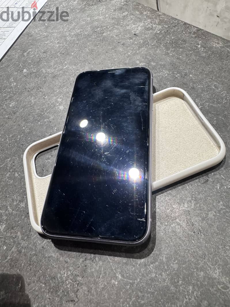 Apple - iPhone 11 4