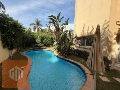 شقة للإيجار مفروشة بحديقة وحمام سباحة في قطامية هايتس Katameya Heights مساحة 220 متر دور أرضي 3 غرف نوم و3 حمامات