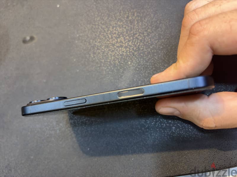 Apple - iPhone 16 2