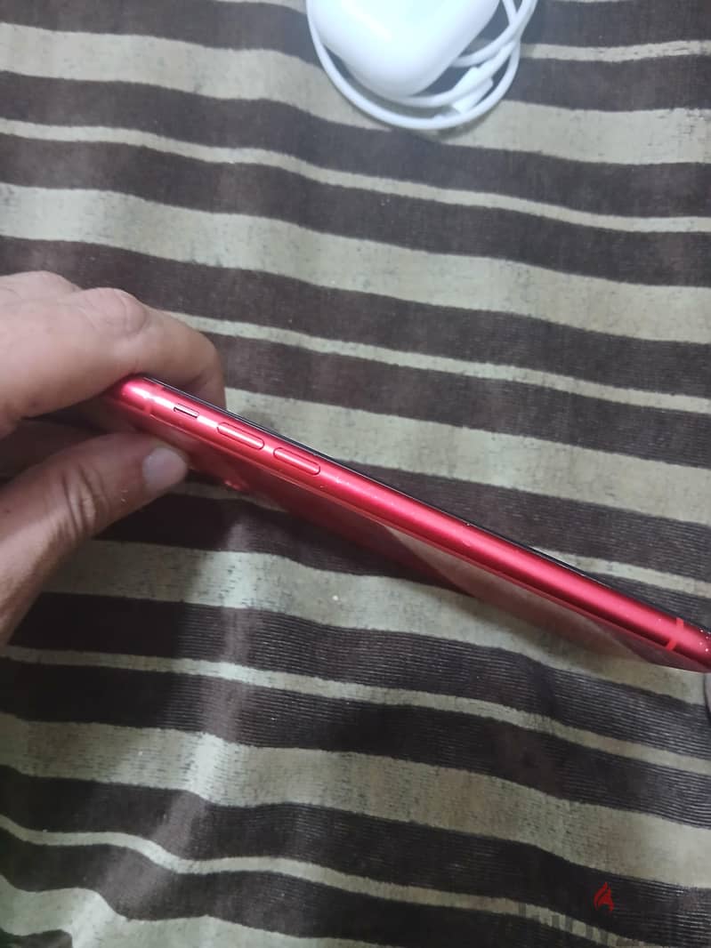 Apple - iPhone 11 4