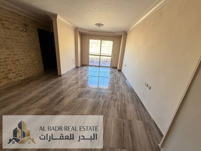 شقة للبيع كمبوند تيجان1 زهراء المعادي 105م