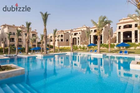 Townhouse Ready to move, in El Shorouk City, minutes from the Suez Road, close to Cairo International Airport and the American University in Cairo. El