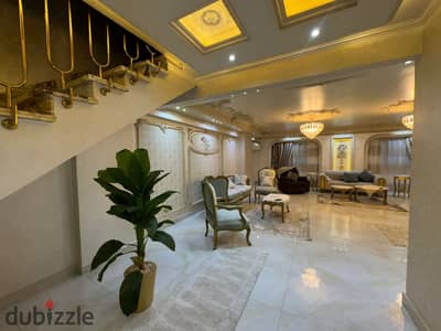 Available now for daily and monthly rent, a unique opportunity to stay in a luxurious duplex apartment.  Hassanayn Heikal Abbas Al-Akkad, Nasr City. A prominent location close to all services, transportation, and malls. 3 spacious bedrooms, 2 bathrooms, a large and comfortable reception, a fully equipped kitchen, fully air-conditioned, high-speed internet.