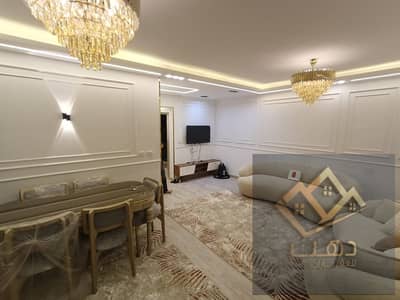 شقة مفروشة للايجار  ارضى بحديقة اول سكن 135م+50م حديقة خاصةb3 فيو وايد جاردن بجوار الخدمات مباشرة فى مدينتى. القاهرة الجديدة madinaty. newcairo