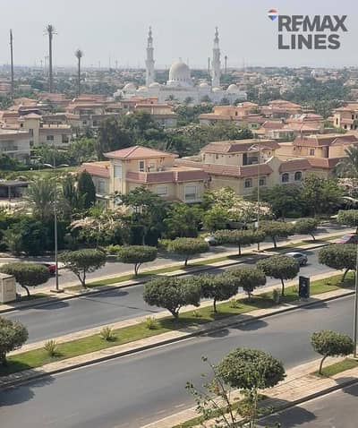 شقة للبيع في مدينتي نموذج ٧٠٠ فيو جاردن  وفيلات مدينتي