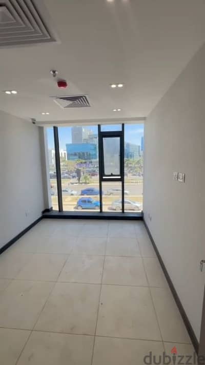 عيادة للإيجار سنترال أفينيو Central Avenue من المالك مباشرة بدون وسيط