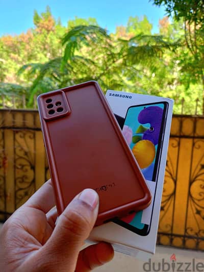 Samsung 51A مساحه 128 رامات 6 + 3