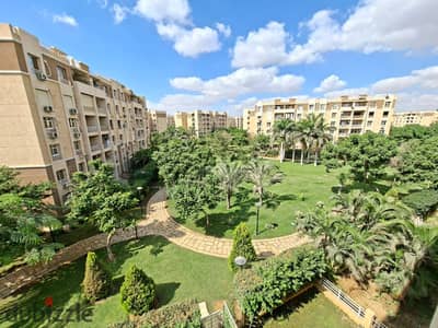 شقة للايجار بأفضل مراحل مدينتي B7 بفيو وايد جاردن مميز جدا