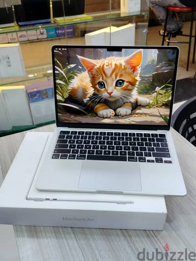 Mac Book Air m5 13 inch 512GB 16GB Ram used