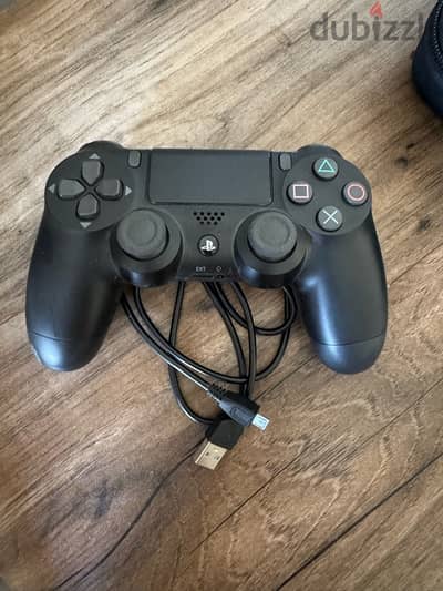 بلايستيشن 4 slim playstation