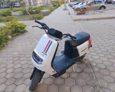 اسكوتر كهرباء اسكوتر كهرباء