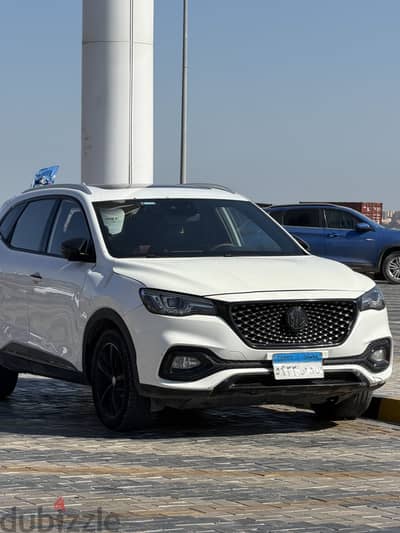 MG HS 2021
