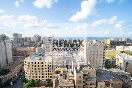 Apartment for Sale, 270 m² in El-Azarita (Cleopatra Plaza Towers) – Exceptional Sea View